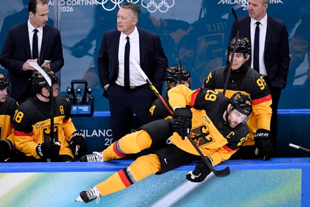 DRAISAITL Leon Team GER mit KREIS Harold Eishockey Vorrunde Spiel Deutschland - Frankreich Olympics - Olympische Winterspiele 2026 Mailand - Cortina 06 - 22 Februar 2026 in Italien am 17.02.2026 in Mailand *** DRAISAITL Leon Team GER with KREIS Harold Ice Hockey Preliminary Round Match Germany France Olympics Olympic Winter Games 2026 Milan Cortina 06 February 22, 2026 in Italy on February 17, 2026 in Milan Copyright: xx