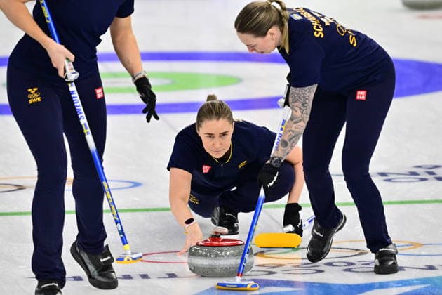 CORTINA, ITALY 20260217 Sara McManus of team Hasselborg during the women s group stage match, round 9, between Sweden and Canada in the Olympic curling in Cortina. *** The image is included in the SPORTS PACKAGE. For others PAYMENT IMAGE *** CORTINA ITALY x10030x *** CORTINA, ITALY 20260217 Sara McManus of team Hasselborg during the women s group stage match, round 9, between Sweden and Canada in the Olympic curling in Cortina The image is included in the SPORTS PACKAGE For others PAYMENT IMAGE CORTINA ITALY x10030x  Copyright: xJonasxEkströmer TTx 2026 OLYMPICS WOMEN S CURLING SWEDEN-CANADA