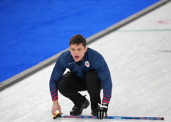 (260217) -- CORTINA D AMPEZZO, Feb. 17, 2026 -- Lukas Klima of the Czech Republic competes during the curling men s round robin session 9 match between Germany and the Czech Republic at the 2026 Milan-Cortina Winter Olympics in Cortina, Italy, Feb. 17, 2026. ) (MICO2026)ITALY-CORTINA D AMPEZZO-OLYMPIC Winter games, Winterspiele,Spiele, Summer games CURLING-MEN-ROUND ROBIN-GER VS CZE LixGang 