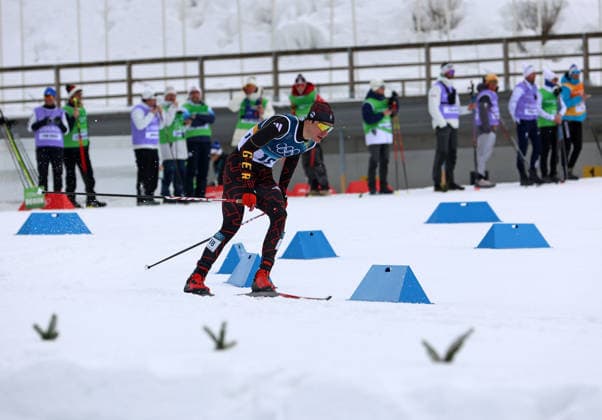 Olympische Winterspiele, Olympia, Nordische Kombination, Individual Gundersen Large Hill 10km, Langlauf, Val di Fiemme, Tesero GEIGER Vinzenz (GER) in der Loipe beim Langlauf *** Olympic Winter Games, Olympic Games, Nordic Combined, Individual Gundersen Large Hill 10km, cross-country skiing, Val di Fiemme, Tesero GEIGER Vinzenz GER in the cross-country skiing track