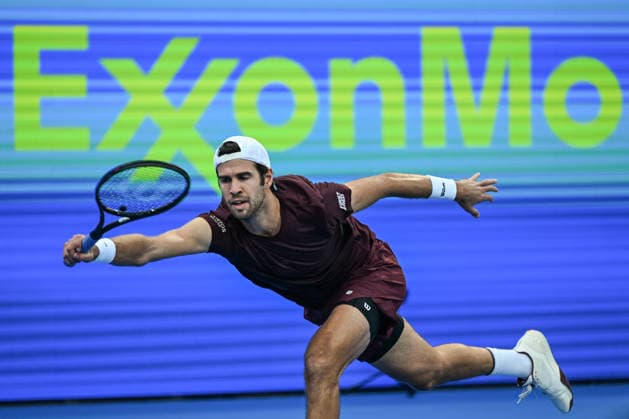 Qatar TotalEnergies Open 2026 - Day Two DOHA, QATAR FEBRUARY 17: Karen Khachanov competes against Shintaro Mochizuki of Japan during a Round One singles match at the Qatar ExxonMobil Open at the Khalifa International Tennis and Squash Complex on February 17, 2026 in Doha, Qatar. Doha Qatar  Copyright: xArturxWidakx originalFilename:widak-qatarexx260217_npVKi.jpg