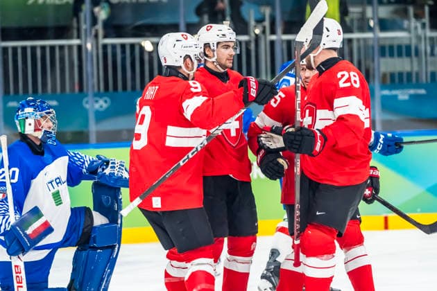 February 17, 2026, Milan, Lombardy, Italy: Team Switzerland celebrates after making a goal against Team Italy in the qualification play off game at the Milano Rho Ice hockey, Eishockey Arena in MILAN, Italy during the 2026 Milano Cortina Winter Olympics. Team Switzerland defeats Italy 3:0 and heads to the quarterfinals against Team Finland. Milan Italy - ZUMAa161 20260217_oly_a161_155 Copyright: xWalterxG.xArcex