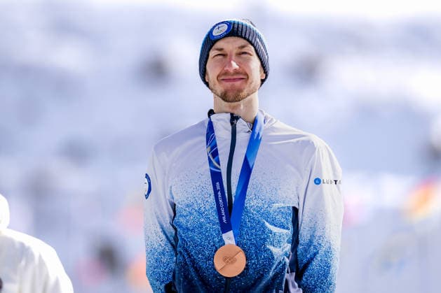OLYMPICS - Winter Olympic Games, Olympische Spiele, Olympia, OS Milano Cortina 2026 TESERO,ITALY,17.FEB.26 - OLYMPICS, NORDIC SKIING, NORDIC COMBINED - Winter Olympic Games Milano Cortina 2026, large hill, 10km Gundersen, medal ceremony. Image shows Ilkka Herola (FIN).  GEPAxpictures xMatthiasxTrinkl