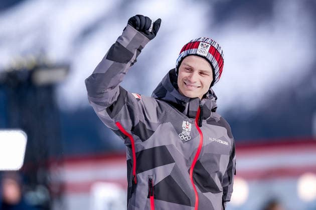 OLYMPICS - Winter Olympic Games, Olympische Spiele, Olympia, OS Milano Cortina 2026 TESERO,ITALY,17.FEB.26 - OLYMPICS, NORDIC SKIING, NORDIC COMBINED - Winter Olympic Games Milano Cortina 2026, large hill, 10km Gundersen, medal ceremony. Image shows Johannes Lamparter (AUT).  GEPAxpictures xMatthiasxTrinkl