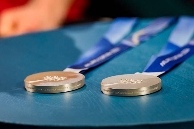 OLYMPICS - Winter Olympic Games, Olympische Spiele, Olympia, OS Milano Cortina 2026 PREDAZZO,ITALY,17.FEB.26 - OLYMPICS, NORDIC SKIING, NORDIC COMBINED - Winter Olympic Games Milano Cortina 2026, large hill, 10km Gundersen, medal photo shoot. Image shows a feature of the silver medals.  GEPAxpictures xMatthiasxTrinkl