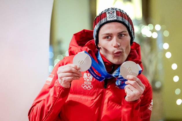 OLYMPICS - Winter Olympic Games, Olympische Spiele, Olympia, OS Milano Cortina 2026 PREDAZZO,ITALY,17.FEB.26 - OLYMPICS, NORDIC SKIING, NORDIC COMBINED - Winter Olympic Games Milano Cortina 2026, large hill, 10km Gundersen, medal photo shoot. Image shows Johannes Lamparter (AUT).  GEPAxpictures xMatthiasxTrinkl