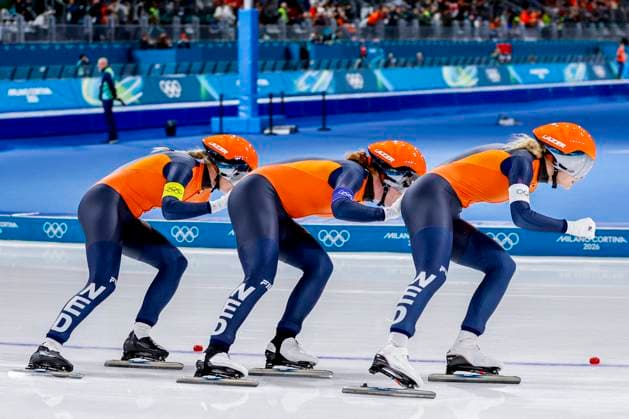 Joy Beune of the Netherlands and Marijke Groenewoud of the Netherlands and Antoinette Rijpma-De Jong of the Netherlands Women s Team Pursuit Finals, Milano Cortina 2026 Winter Olympics: Day 11, Speed skating, Eisschnelllauf - Milano Cortina 2026 Winter Olympics: Day 11, Milano Speed Skating Stadium, February 17, 2026, Milan, Italy.