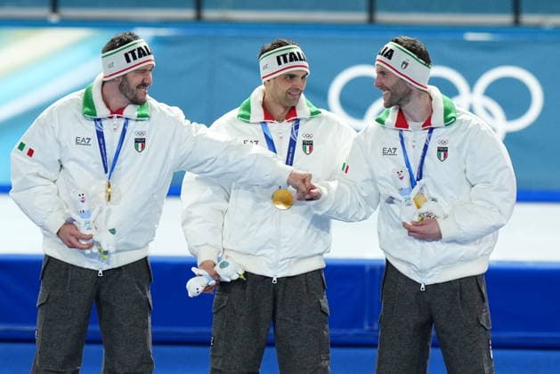 Italy team Davide Ghiotto, Andrea Giovannini and Michele Malfatti win gold medal during the Speed skating, Eisschnelllauf Men s Team Pursuit at the Milano Cortina 2026 Winter Olympics, in Milan (Italy) February 17, 2026 (Photo Gian Mattia D Alberto LaPresse)  Copyright: xGianxMattiaxD Alberto LaPressex