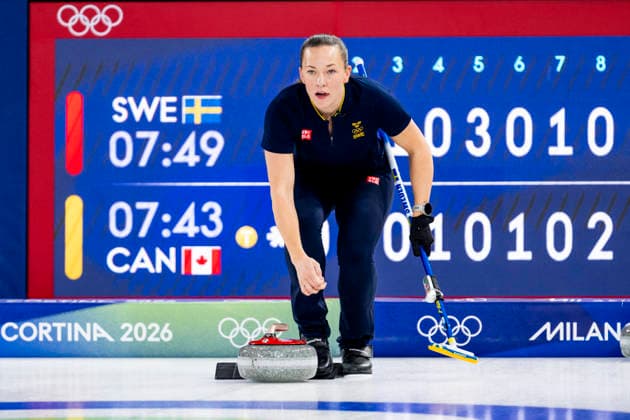 260217 Agnes Knochenhauer of Sweden competes in a women s round robin curling match between Sweden and Canada during day 11 of the 2026 Winter Olympics on February 17, 2026 in Cortina. Photo: Jon Olav Nesvold BILDBYRAN COP 217 JE0123 curling Olympic Games, Olympische Spiele, Olympia, OS olympics winter olympics os ol olympiska spel vinter-os olympiske leker milano cortina 2026 milan cortina 2026 milano cortina 2026 olympic games milano cortina 2026 winter olympic games milano cortina-os milano cortina-ol vinter-ol 11 bbeng kanada sverige dam *** 260217 Agnes Knochenhauer of Sweden competes in a women s round robin curling match between Sweden and Canada during day 11 of the 2026 Winter Olympics on February 17, 2026 in Cortina Photo Jon Olav Nesvold BILDBYRAN COP 217 JE0123 curling olympic games olympics winter olympics os ol olympiska spel vinter os olympiske leker milano cortina 2026 milan cortina 2026 milano cortina 2026 olympic games milano cortina 2026 winter olympic games milano cortina os milano cortina ol vinter ol 11 bbeng kanada sverige dam  Copyright: JONxOLAVxNESVOLD BB260217JE039