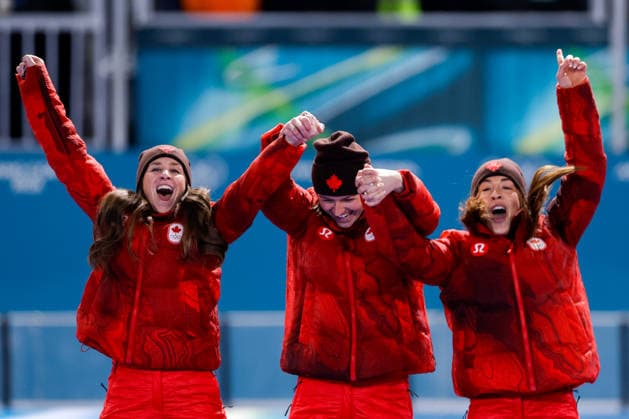 2026-02-17 Speed skating, Eisschnelllauf - Milano Cortina 2026 Winter Olympics - Day 11 MILAN, ITALY - FEBRUARY 17: Ivanie Blondin of Canada, Isabelle Weidemann of Canada, Valerie Maltais of Canada during the podium ceremony after competing in the Women s Team Pursuit during Day 11 of Speed Skating - Milano Cortina 2026 Winter Olympics at Milano Speed Skating Stadium on February 17, 2026 in Milan, Italy. (Photo by Joris Verwijst BSR Agency) Milan Italy Content not available for redistribution in The Netherlands directly or indirectly through any third parties. Copyright: xBSRxAgencyx