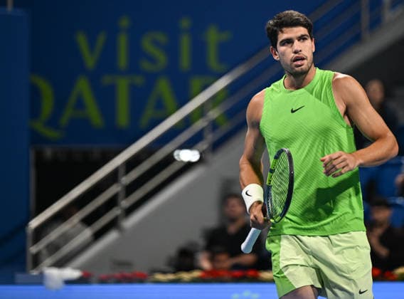 Qatar TotalEnergies Open 2026 - Day Two DOHA, QATAR FEBRUARY 17: Carlos Alcaraz of Spain competes against Arthur Rinderknech of France during a Round One singles match at the Qatar ExxonMobil Open at the Khalifa International Tennis and Squash Complex on February 17, 2026 in Doha, Qatar. Doha Qatar  Copyright: xArturxWidakx originalFilename:widak-qatarexx260217_nps7J.jpg