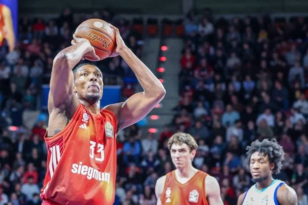 David McCormack 33 (FC Bayern Muenchen Basketball) in Aktion, FC Bayern Muenchen Basketball vs. Skyliners Frankfurt, easycredit-BBL, BBL, Basketball, Maenner, Saison 2025 2025, Regulaere Saison, 21. Spieltag, 17.02.2026 Muenchen Bayern Deutschland