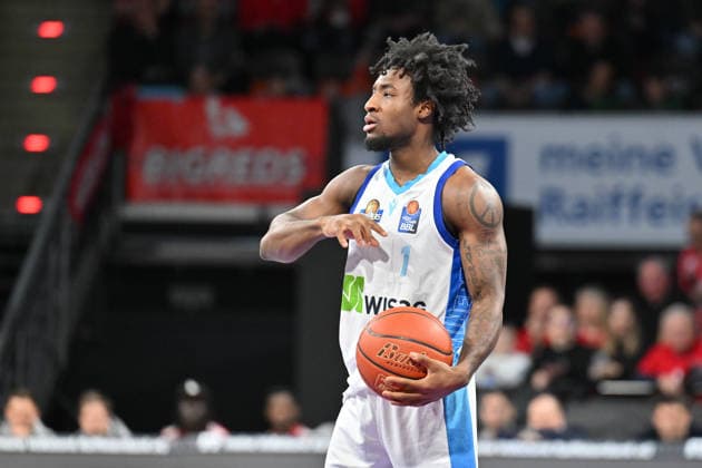 easyCredit BBL; FC Bayern München - Skyliners Frankfurt, 17.02.2026 MUNICH, GERMANY - 17. FEBRUARY: am Ball Isaiah SWOPE (Skyliners Frankfurt 1) Einzelfoto Freisteller während dem Spiel zwischen dem FC Bayern München und den Skyliners Frankfurt am 21. Spieltag der easyCredit BBL im BMW Park Copyright: xBEAUTIFULxSPORTS Goldbergx