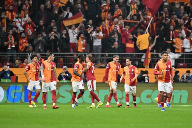 Galatasaray v Juventus - UEFA Champions League ISTANBUL, TURKIYE - FEBRUARY 17: Players of Galatasaray celebrate after scoring a goal during UEFA Champions League last 16 playoff round first leg football match between Galatasaray and Juventus at RAMS Park in Istanbul, Turkiye on February 17, 2026. Isa Terli Anadolu Istanbul Turkey. Editorial use only. Please get in touch for any other usage.  Copyright: x2026xAnadoluxIsaxTerlix