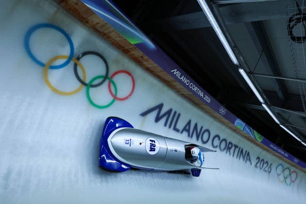 Olympische Winterspiele Milano Cortina 2026 Bob Zweierbob Männer am 17.02.2026 im Cortina Sliding Centre in Cortina d™Ampezzo Romain Heinrich Dorian Hauterville ( Frankreich ) *** Olympic Winter Games Milano Cortina 2026 Bobsleigh two-man on 17 02 2026 at the Cortina Sliding Center in Cortina d™Ampezzo Romain Heinrich Dorian Hauterville France xMSx