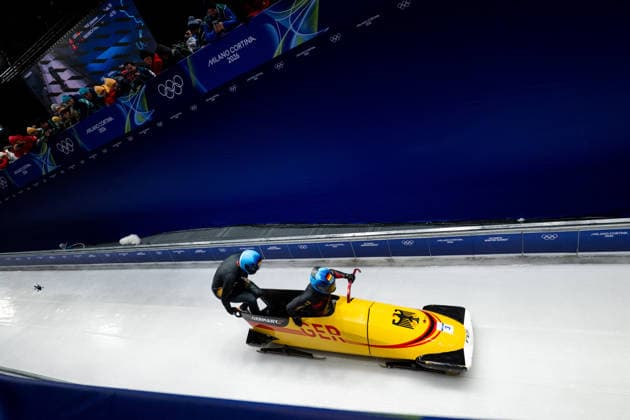AMMOUR Adam, SCHALLER Alexander (Deutschland) am Start, ITA, Olympische Spiele Milano Cortina 2026, Olympia, Zweierbob Herren, 17.02.2026 ITA, Olympische Spiele Milano Cortina 2026, Olympia, Zweierbob Herren, 17.02.2026 Cortina d Ampezzo *** AMMOUR Adam, SCHALLER Alexander Germany at the start, ITA, Olympic Games Milano Cortina 2026, Olympia, two-man bobsleigh men, 17 02 2026 ITA, Olympic Games Milano Cortina 2026, Olympia, two-man bobsleigh men, 17 02 2026 Cortina d Ampezzo Copyright: xEibner-Pressefoto Memmlerx EP_MMR