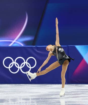 February 17, 2026, Milan, Lombardy, Italy: IIDA KARHUNEN of Finland skates her Women s Single Skating free program in the Figure skating, Eiskunstlauf at the Milano Cortina 2026 Winter Olympic Games, Olympische Spiele, Olympia, OS Milan Italy - ZUMAc179 20260217_oly_c179_204 Copyright: xMickaelxChavetx