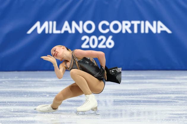 February 17, 2026, Milan, Lombardy, Italy: IIDA KARHUNEN of Finland skates her Women s Single Skating free program in the Figure skating, Eiskunstlauf at the Milano Cortina 2026 Winter Olympic Games, Olympische Spiele, Olympia, OS Milan Italy - ZUMAc179 20260217_oly_c179_210 Copyright: xMickaelxChavetx