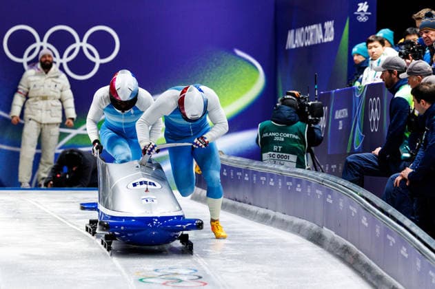 OLYMPICS - Winter Olympic Games, Olympische Spiele, Olympia, OS Milano Cortina 2026 CORTINA D AMPEZZO,ITALY,17.FEB.26 - OLYMPICS, BOBSLEIGH - Winter Olympic Games Milano Cortina 2026, 2-man, men. Image shows Romain Heinrich and Dorian Hauterville (FRA).  GEPAxpictures xMaticxKlansek