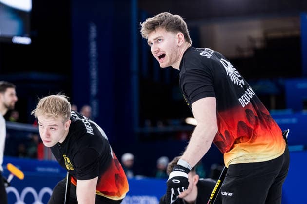 CORTINA, ITALY - FEBRUARY 17: Felix Messenzehl (Germany), Benjamin Kapp (Germany) during the Curling Men Germany vs Switzerland - Round Robin Session 10 at the Milano Cortina 2026 Olympics at Cortina Curling Olympic Stadium on day 11 of the Milano Cortina 2026 Olympics on February 17, 2026 in Cortina, Italy. Editorial use only. Italy Copyright: xSteffiexWunderlx
