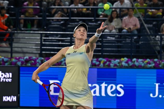 2026 Dubai Duty Free Tennis Championships DUBAI, UAE - FEBRUARY 17: Elena Rybakina of Kazakhstan competes against Kimberly Birrell (not seen) of Australia during the 2026 Dubai Duty Free Tennis Championships last 16 match between Elena Rybakina and Kimberly Birrell at Dubai Duty Free Tennis Stadium in Dubai, United Arab Emirates on February 17, 2026. Waleed Zein Anadolu Dubai United Arab Emirates. Editorial use only. Please get in touch for any other usage.  Copyright: x2026xAnadoluxWaleedxZeinx