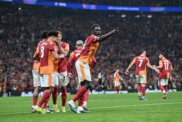 Galatasaray v Juventus - UEFA Champions League ISTANBUL, TURKIYE - FEBRUARY 17: Davinson Sanchez (6) of Galatasaray celebrates after scoring a goal during the UEFA Champions League last 16 playoff round first leg football match between Galatasaray and Juventus at RAMS Park in Istanbul, Turkiye on February 17, 2026. Elif Ozturk Anadolu Istanbul Turkey. Editorial use only. Please get in touch for any other usage.  Copyright: x2026xAnadoluxElifxOzturkx