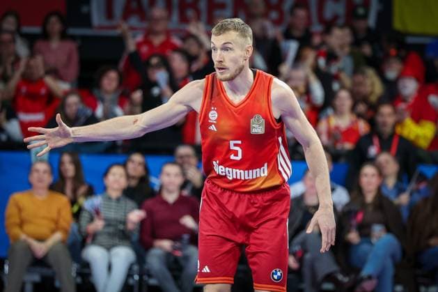 Niels Giffey 5 (FC Bayern Muenchen Basketball), gestikuliert, FC Bayern Muenchen Basketball vs. Skyliners Frankfurt, easycredit-BBL, BBL, Basketball, Maenner, Saison 2025 2025, Regulaere Saison, 21. Spieltag, 17.02.2026 Muenchen Bayern Deutschland