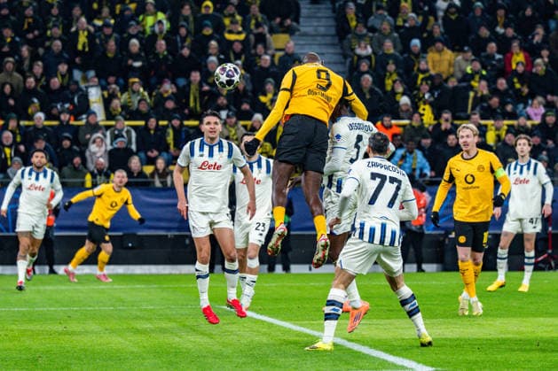 17.02.2026, Borussia Dortmund vs. Atalanta Bergamo, UEFA Champions League, Playoffs Tor zum 1:0 durch Serhou Guirassy (Borussia Dortmund, 9) Regulations prohibit any use of photographs as image sequences and or quasi video Copyright: xBahhoxKarax