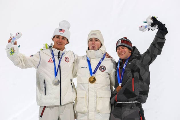 OLYMPICS - Winter Olympic Games, Olympische Spiele, Olympia, OS Milano Cortina 2026 LIVIGNO,ITALY,17.FEB.26 - OLYMPICS, FREE SKI, FREESTYLE SKIING - Winter Olympic Games Milano Cortina 2026, big air, men, final, medal ceremony. Image shows the rejoicing of Mac Forehand (USA), Tormod Frostad (NOR) and Matej Svancer (AUT).  GEPAxpictures xWolfgangxGrebien