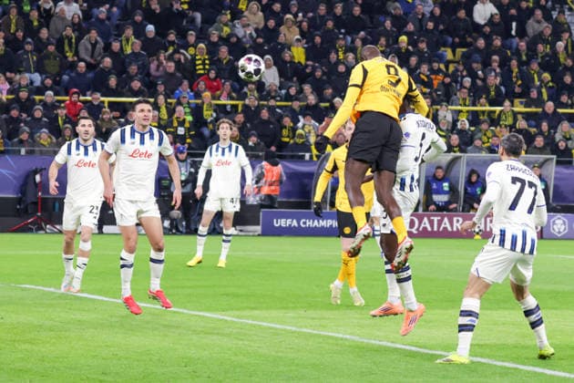 17.02.2026, xgrfx, Fussball UEFA Champions League, Borussia Dortmund - Atalanta Bergamo v.l. Tor, Serhou Guirassy (Borussia Dortmund) (DFL DFB REGULATIONS PROHIBIT ANY USE OF PHOTOGRAPHS as IMAGE SEQUENCES and or QUASI-VIDEO) Dortmund