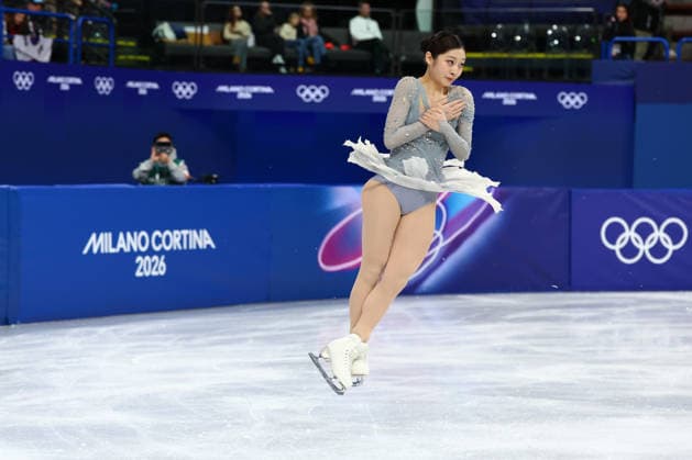 February 17, 2026, Milan, Lombardy, Italy: SHIN JIA of Korea skates her Women s Single Skating free program in the Figure skating, Eiskunstlauf at the Milano Cortina 2026 Winter Olympic Games, Olympische Spiele, Olympia, OS Olympics 2026: Milano Cortina: Figure Skating Women Single Skating  - ZUMAc179 20260217_oly_c179_244 Copyright: xMickaelxChavetx