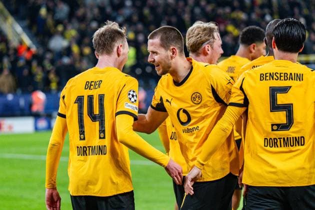 17.02.2026, Borussia Dortmund vs. Atalanta Bergamo, UEFA Champions League, Playoffs Tor zum 2:0 durch Maximilian Beier (Borussia Dortmund, 14) nach Vorlage von Serhou Guirassy (Borussia Dortmund, 9) Regulations prohibit any use of photographs as image sequences and or quasi video Copyright: xBahhoxKarax