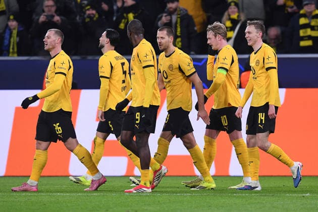 Fußball UEFA Champions League Play-off-Hinspiel Borussia Dortmund - Atalanta Bergamo am 17.02.2026 im Signal Iduna Park in Dortmund Torjubel zum 2:0 durch Maximilian Beier ( Dortmund )