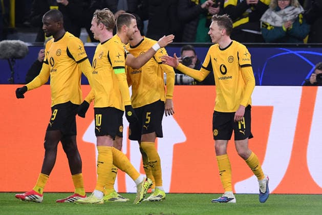 Fußball UEFA Champions League Play-off-Hinspiel Borussia Dortmund - Atalanta Bergamo am 17.02.2026 im Signal Iduna Park in Dortmund Torjubel zum 2:0 durch Maximilian Beier ( Dortmund )