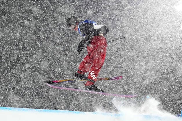 February 17, 2026, Livigno, Italy: Canada s Dylan Deschamps competes in his first run of the men s freeski big air final at the Milano Cortina 2026 Winter Olympic Games, Olympische Spiele, Olympia, OS in Livigno, Italy on Tuesday, Feb. 17, 2026. Canada News - February 17, 2026  - ZUMAc35_ 20260217_zaf_c35_114 Copyright: xSeanxKilpatrickx
