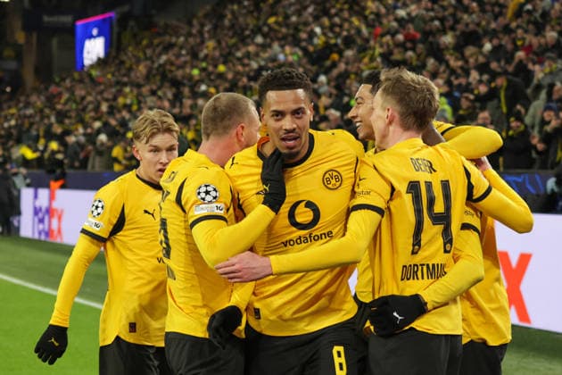 17.02.2026, xgrfx, Fussball UEFA Champions League, Borussia Dortmund - Atalanta Bergamo v.l. Tor, Maximilian Beier (Borussia Dortmund) (DFL DFB REGULATIONS PROHIBIT ANY USE OF PHOTOGRAPHS as IMAGE SEQUENCES and or QUASI-VIDEO) Dortmund