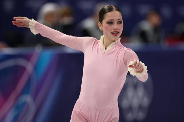 Milano Cortina 2026 Winter Olympics MILAN, ITALY - FEBRUARY 17: Nina Pinzarrone of Belgium performs during the Women s Single Skating Short Program in the Figure skating, Eiskunstlauf at the Milano Cortina 2026 Winter Olympic Games, Olympische Spiele, Olympia, OS at Milano Ice Skating Arena on February 17, 2026 in Milan, Italy. Shunik Denisovich Anadolu Milan Italy. Editorial use only. Please get in touch for any other usage.  Copyright: x2026xAnadoluxShunikxDenisovichx