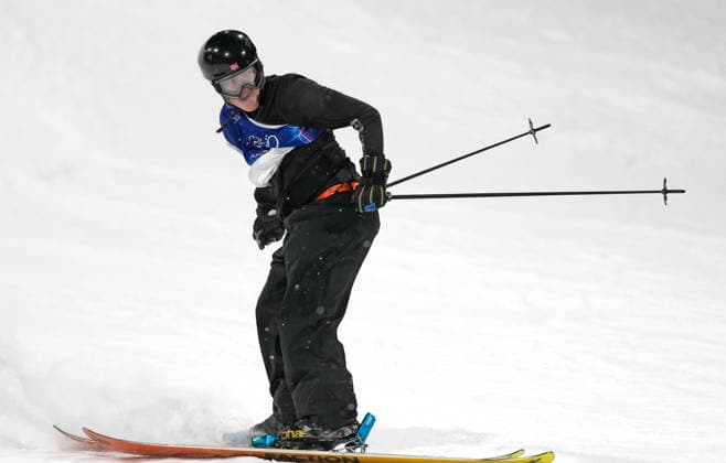 Tormod Frostad of Norway skis into the finish area after his final run in the Men s Freestyle Skiing Big Air competition at the Milano Cortina 2026 Winter Olympic Games, Olympische Spiele, Olympia, OS in Livigno, Italy, on Tuesday, February 17, 2026. Frostad won the gold medal, Mac Forehand of the United States won the silver medal and Matej Svancer of Austria won the bronze medal.  OLY20260217813 BOBxSTRONG