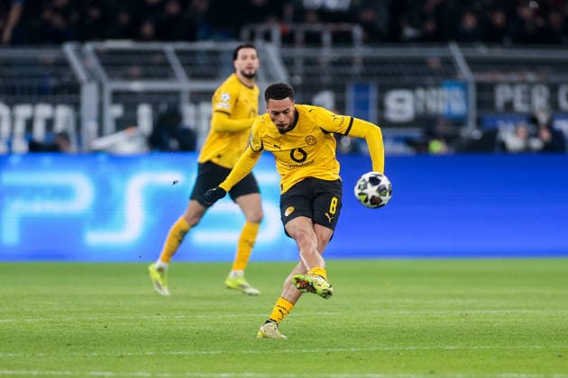 17.02.2026, Fussball, Saison 2025 2026, UEFA Champions League, Play-Offs, Round 1, Borussia Dortmund - Atalanta Bergamo, Felix Nmecha (Borussia Dortmund), Dortmund Signal Iduna Park NRW Deutschland xRHR-FOTO DEx Copyright: DennisxEwert RHR-FOTOx RHR-FOTO DE