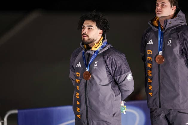 Bronze medal award ceremony Ger - Ammour Adam - Schaller Alexander during the Olympic Winter Milano-Cortina 2026, Bobsleigh 2-man on February 17, 2026 at Cortina Sliding Centre in Cortina, Italy  Copyright: xLucianoxMariaxBisi IPAxSportx xipa-agency.netx xx IPA_71660107 IPA_Agency_IPA71660107