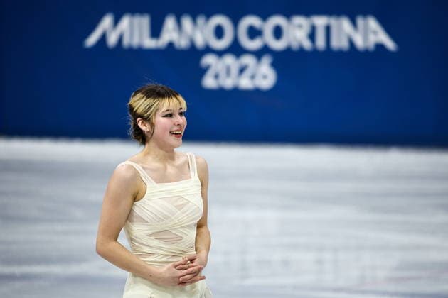 ITALY, MILAN - FEBRUARY 17, 2026: Alysa Liu of the United States performs her routine in the women s singles short programme at the 2026 Winter Olympic Games, Olympische Spiele, Olympia, OS at Milano Ice Skating Arena 2026 Winter Olympics: Figure skating, Eiskunstlauf  - ZUMAt113 20260217_zaa_t113_520 Copyright: xMikhailxTereshchenkox