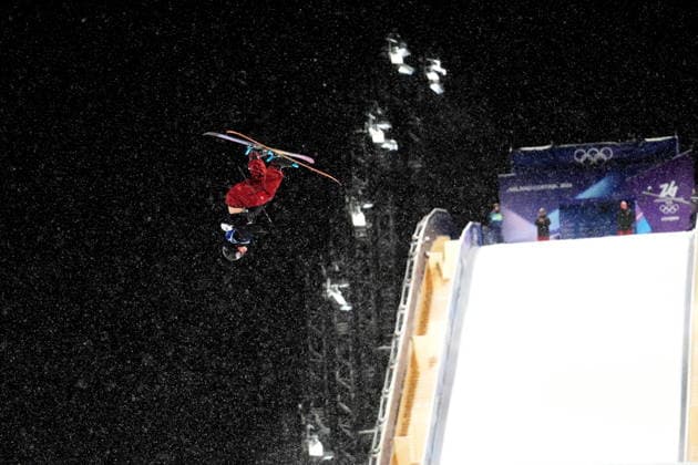 February 17, 2026, Livigno, Italy: Canada s Dylan Deschamps competes on his third run in the men s freeski big air final at the Milano Cortina 2026 Winter Olympic Games, Olympische Spiele, Olympia, OS in Livigno, Italy on Tuesday, Feb. 17, 2026. Canada News - February 17, 2026  - ZUMAc35_ 20260217_zaf_c35_121 Copyright: xSeanxKilpatrickx