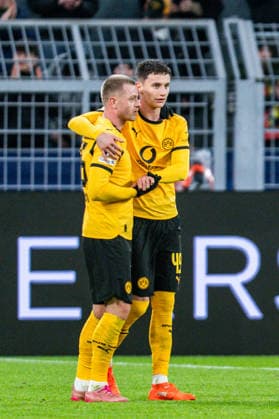 17.02.2026, Borussia Dortmund vs. Atalanta Bergamo, UEFA Champions League, Playoffs Julian Ryerson (Borussia Dortmund, 26) Luca Reggiani (Borussia Dortmund, 49) Regulations prohibit any use of photographs as image sequences and or quasi video Copyright: xBahhoxKarax