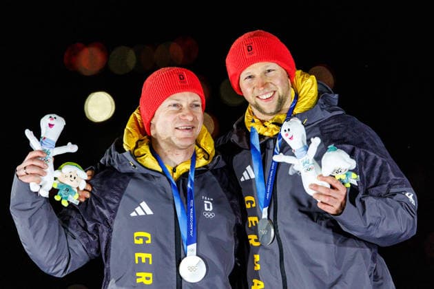 OLYMPICS - Winter Olympic Games, Olympische Spiele, Olympia, OS Milano Cortina 2026 CORTINA D AMPEZZO,ITALY,17.FEB.26 - OLYMPICS, BOBSLEIGH - Winter Olympic Games Milano Cortina 2026, 2-man, men, medal ceremony. Image shows the rejoicing of Francesco Friedrich and Alexander Schuller (GER). Keywords: medal.  GEPAxpictures xMaticxKlansek