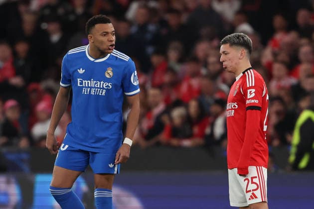 FBL-UEFA Champions League 2025-26 SL Benfica - Real Madrid Kylian Mbappe (Real Madrid) and Gianluca Prestianni (S.L.Benfica) engaged in discussion during UEFA Champions League 2025-26 KO play-offs match between Lisboa e Benfica and Real Madrid at Estadio da Luz on Thursday 17 February 2026 in Lisbon, Portugal Copyright: JoaquimxFerreira