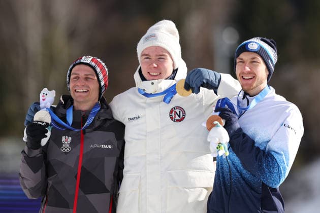 (L-R) LAMPARTER Johannes (AUT), OFTEBRO Jens Luraas (NOR), HEROLA Ilkka (FIN), FEBRUARY 17, 2026 - Nordic Combined : Individual LH 10km Medal ceremony during the Milano Cortina 2026 Olympic Winter games, Winterspiele,Spiele, Summer games at Tesero Cross-Country Skiing Stadium in Tesero, Italy. Noxthirdxpartyxsales  aflo_320292666