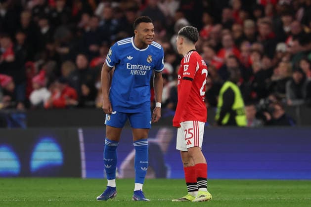 FBL-UEFA Champions League 2025-26 SL Benfica - Real Madrid Kylian Mbappe (Real Madrid) and Gianluca Prestianni (S.L.Benfica) engaged in discussion during UEFA Champions League 2025-26 KO play-offs match between Lisboa e Benfica and Real Madrid at Estadio da Luz on Thursday 17 February 2026 in Lisbon, Portugal Copyright: JoaquimxFerreira