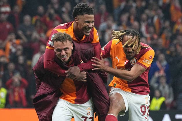 ISTANBUL, TURKEY - FEBRUARY 17: Sacha Boey (93) of Galatasaray celebrates after scoring the fifth goal of his team during the UEFA Champions League 2025 26 League Knockout Play-off First Leg match between Galatasaray A.S. and Juventus at Ali Sami Yen Spor Kompleksi on February 17, 2026 in Istanbul, Turkey. Istanbul Turkey Copyright: xSeskimphotox GSaray-Juve-170226 (342)
