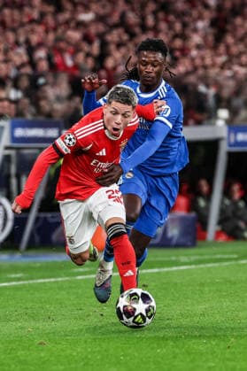 FBL-UEFA Champions League 2025-26 SL Benfica - Real Madrid Gianluca Prestianni (S.L.Benfica), Eduardo Camavinga (Real Madrid) battles for the Ball during UEFA Champions League 2025-26 KO play-offs match between Lisboa e Benfica and Real Madrid at Estadio da Luz on Thursday 17 February 2026 in Lisbon, Portugal Copyright: JoaquimxFerreira