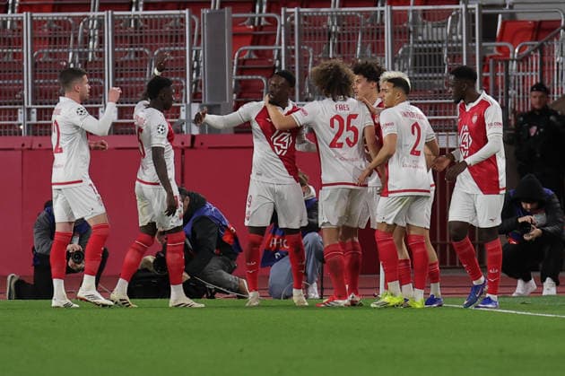 AS Monaco players celebrate Folarin Balogun ( 9 - AS Monaco) goal during AS Monaco vs PSG, UEFA Champions League football match in Monaco, Principality of Monaco, February 17 2026  Copyright: xNicolaxMastronardi IPAxSportx xipa-agency.netx xx IPA_71668011 IPA_Agency_IPA71668011
